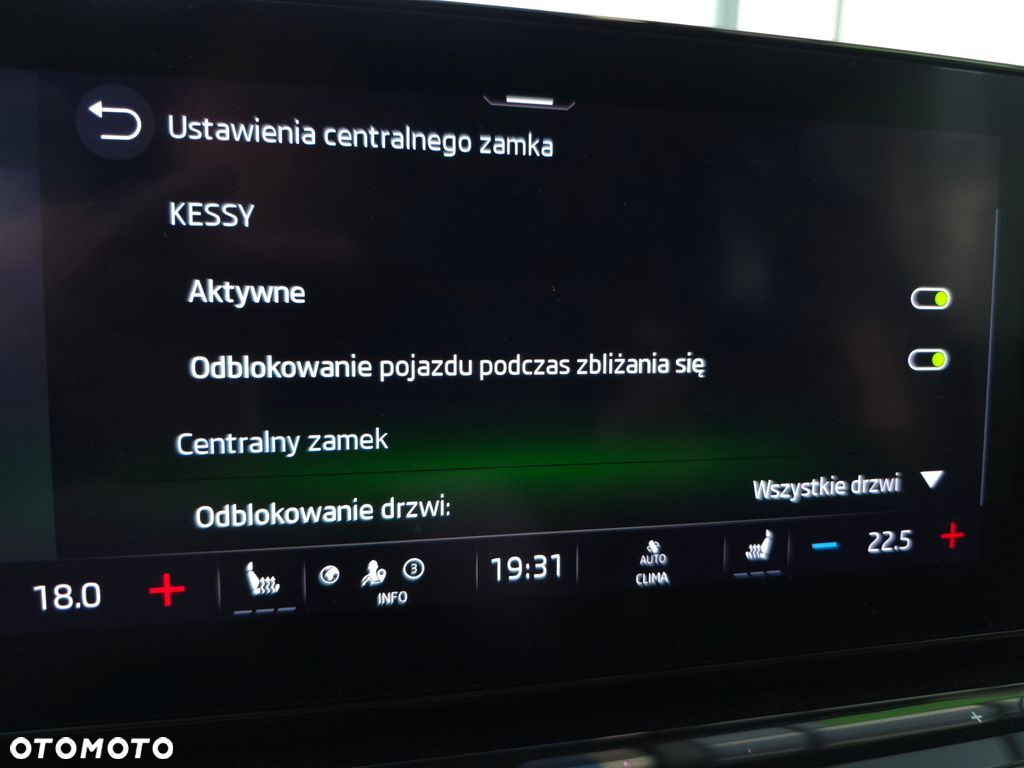 Skoda Octavia 2.0 TDI Style DSG - 31