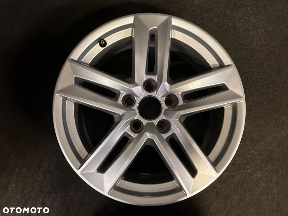 Alufelga Audi A4 B9 17 cali 5x112 1szt. Ładna! 8W0601025P - 1