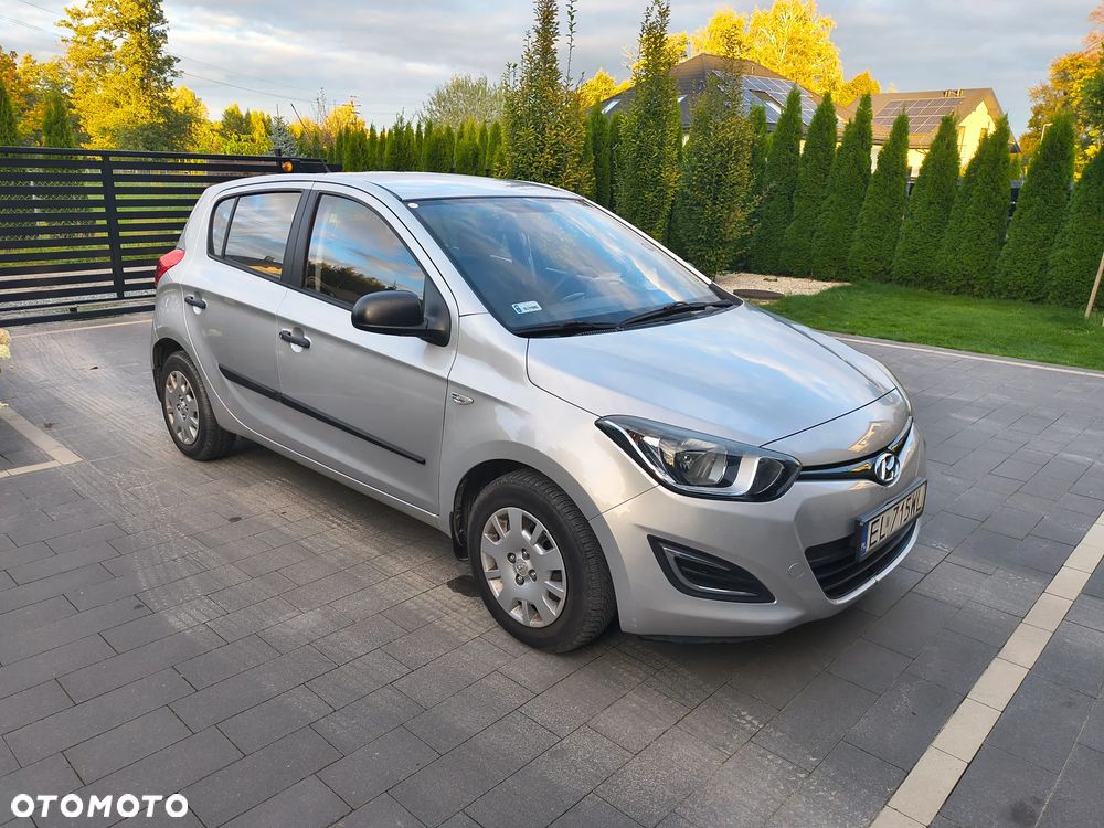 Hyundai I20