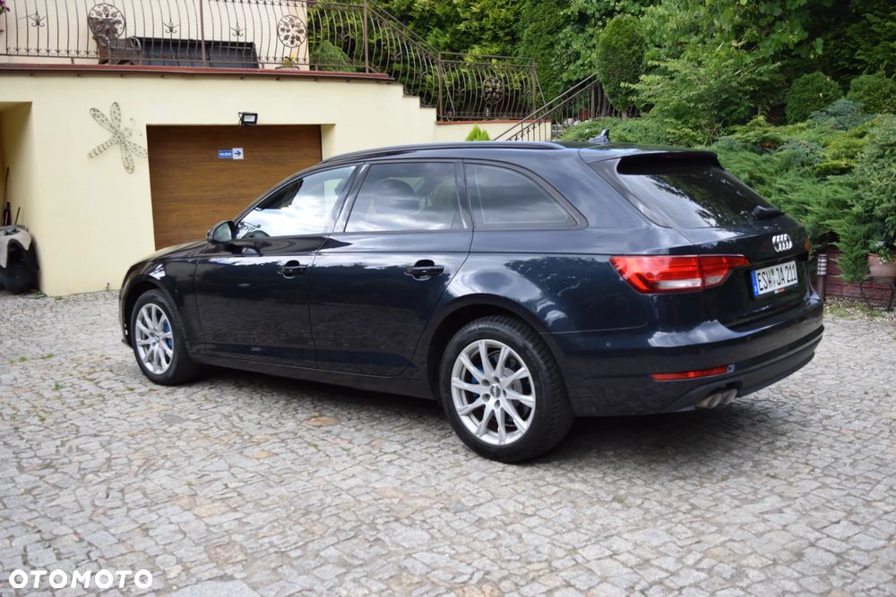 Audi A4 Avant 2.0 TDI S tronic - 5