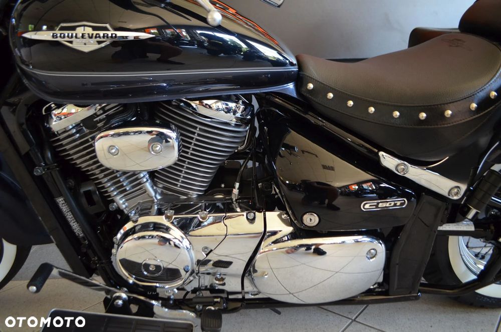 Suzuki VL 800 Volusia - Boulevard C50 - 23