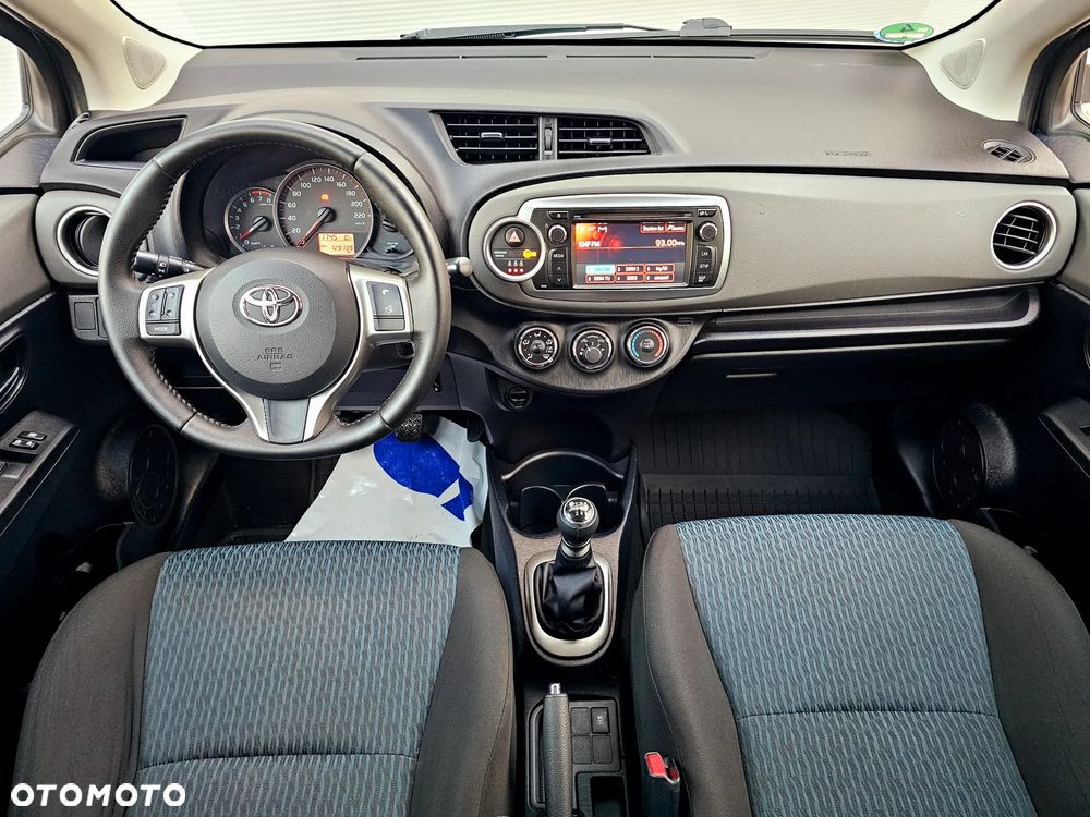 Toyota Yaris 1.33 VVT-i Executive - 6