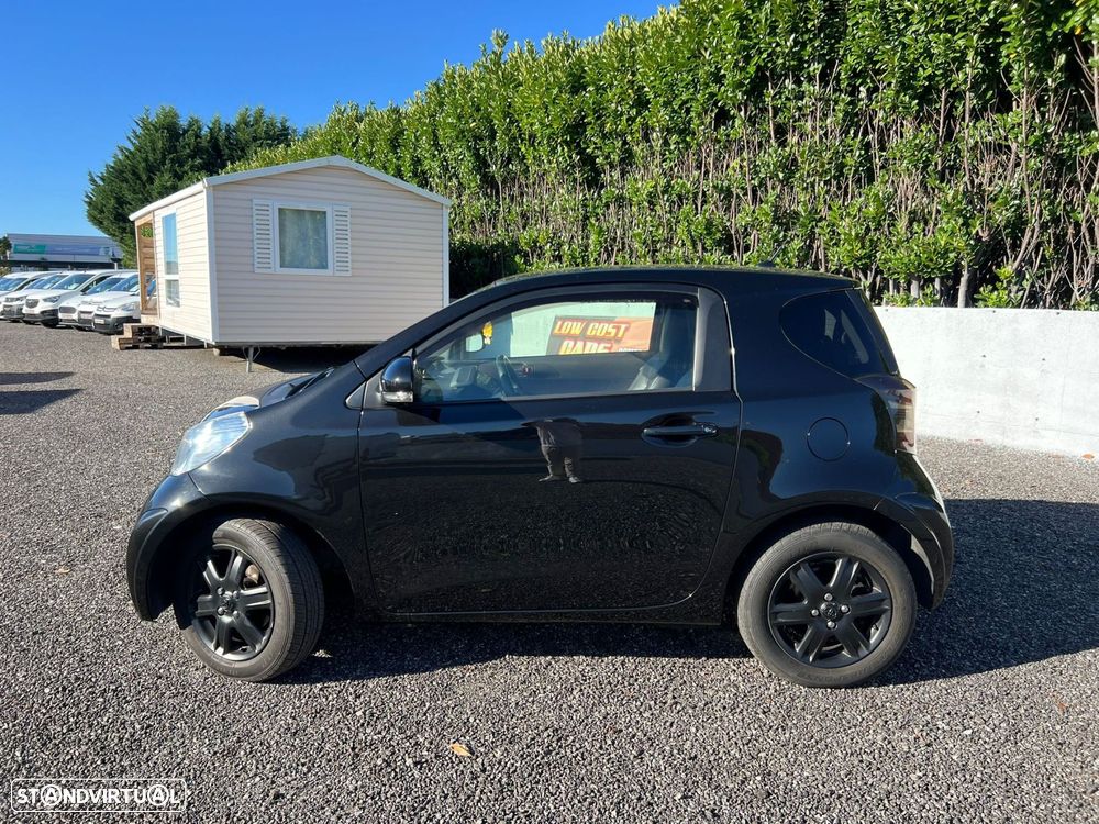 Toyota iQ 1.4 D-4D - 13