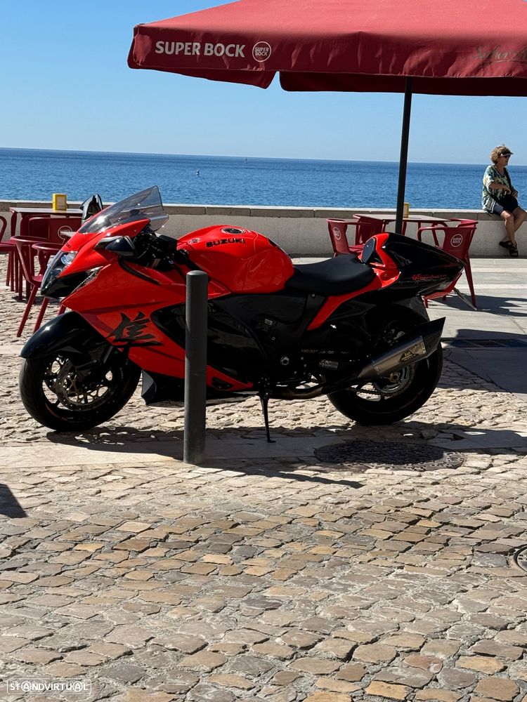 Suzuki Hayabusa 25 anos - 11