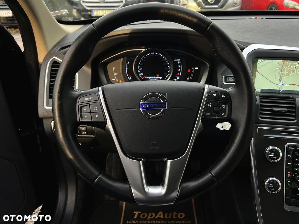 Volvo XC 60 D4 Geartronic Summum - 28