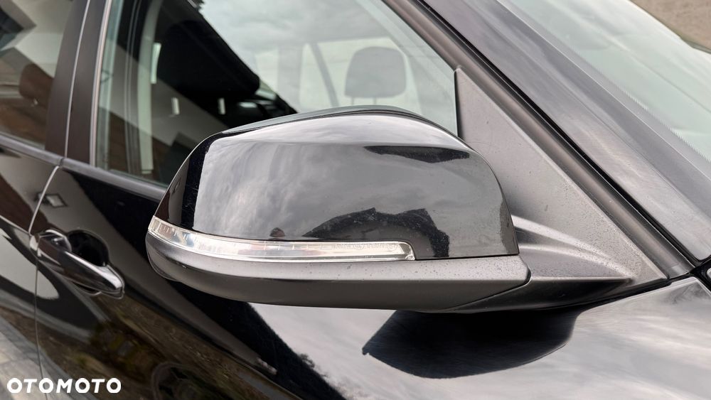 BMW X1 sDrive18d - 15