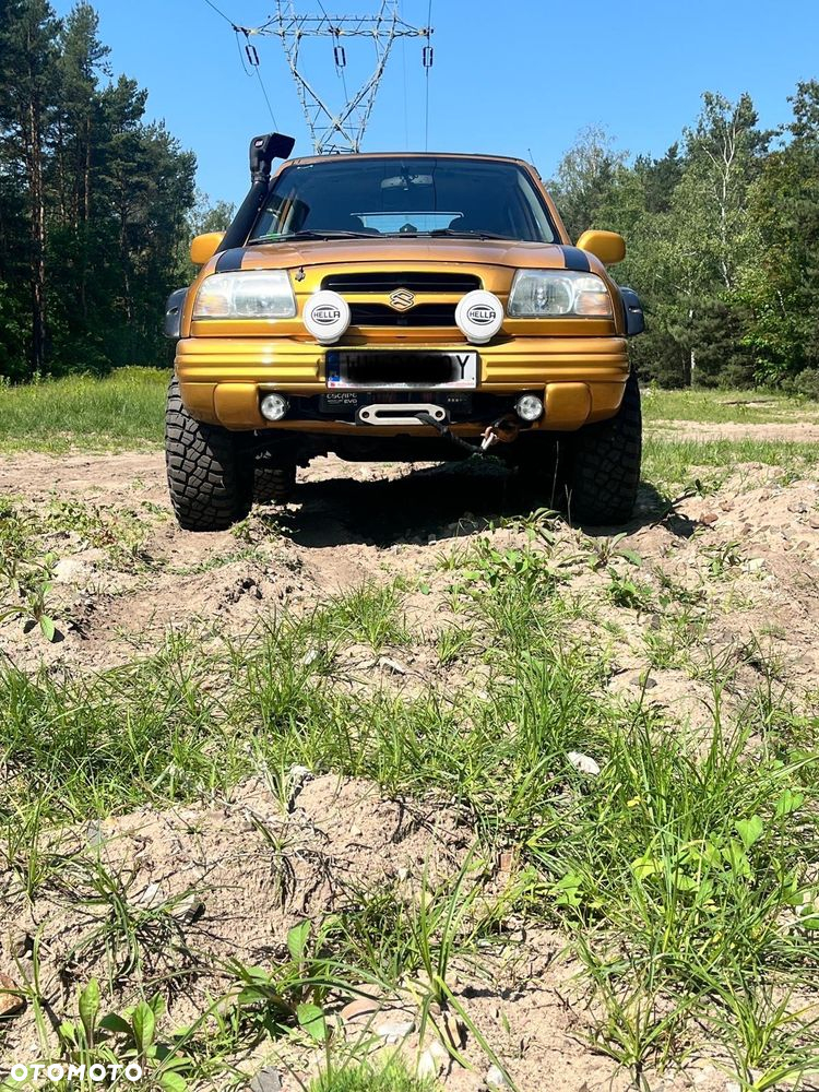 Suzuki Grand Vitara 2.0 - 3