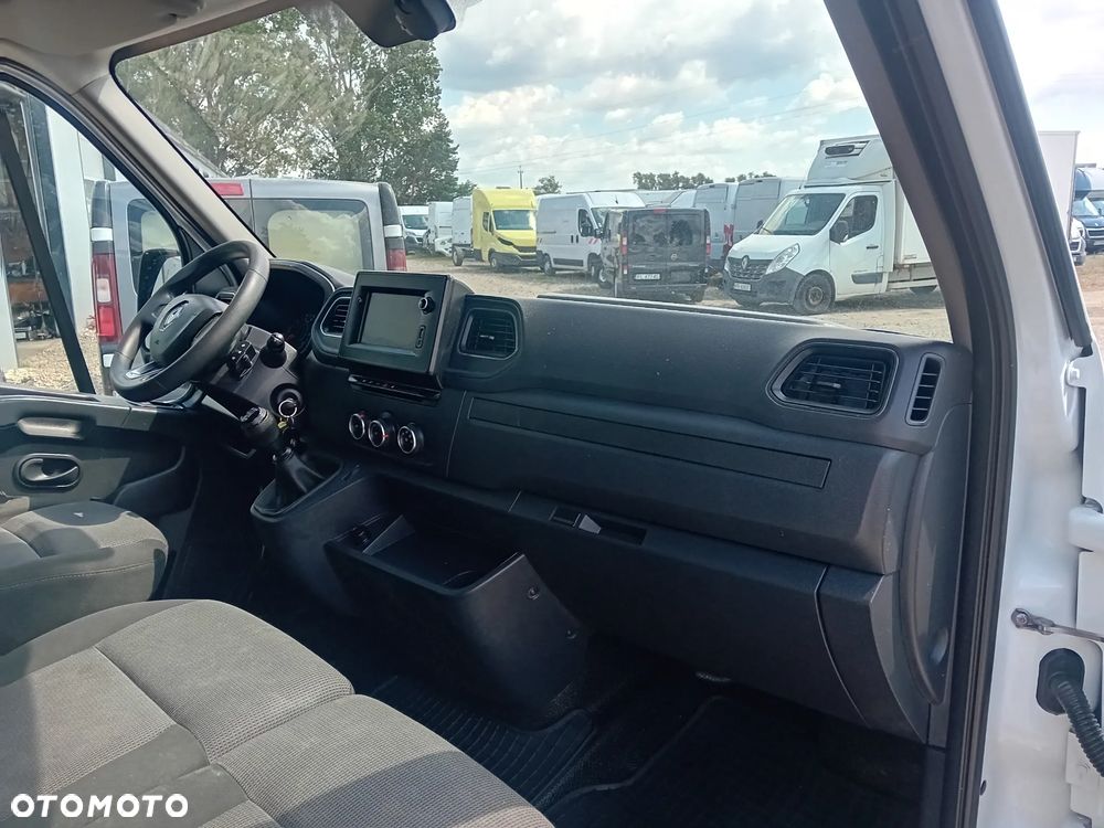 Renault Master - 15