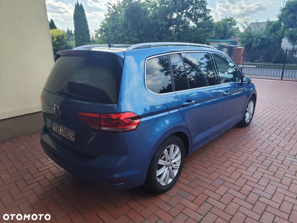 Volkswagen Touran 1.8 TSI BMT Highline DSG - 9
