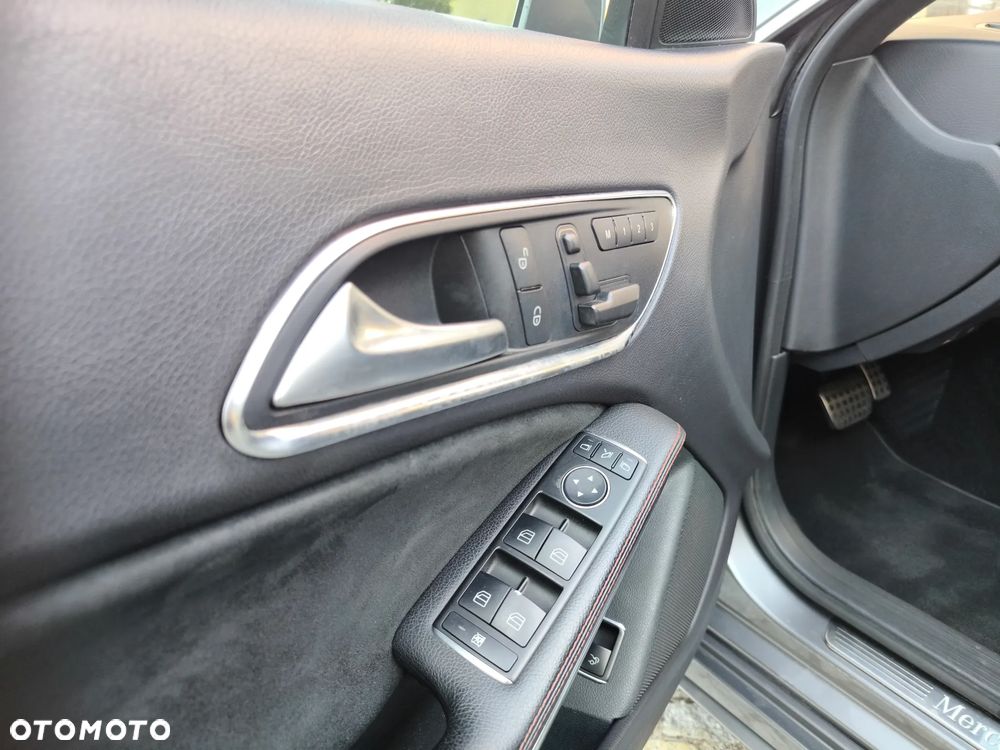 Mercedes-Benz CLA 250 Sport 7G-DCT - 6
