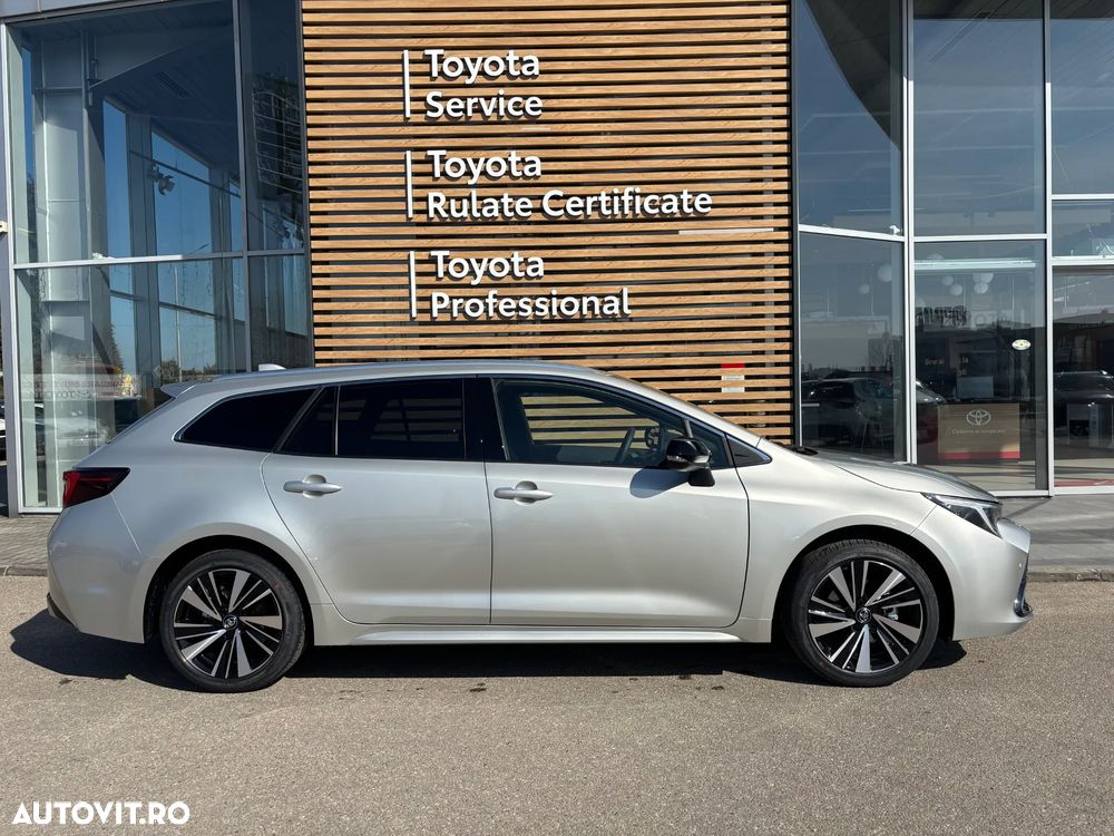 Toyota Corolla 1.8 HSD Dynamic - 6