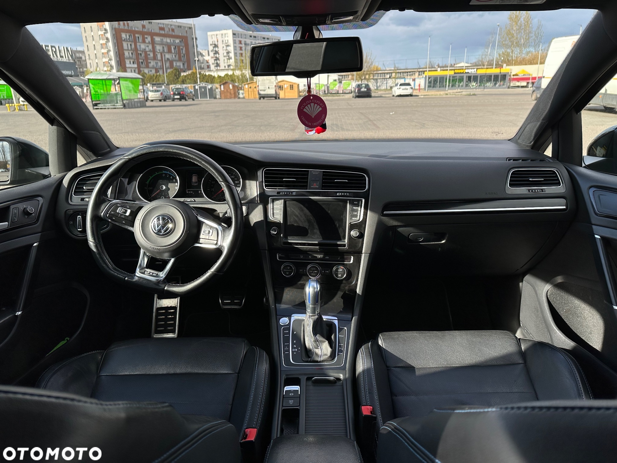 Volkswagen Golf - 3