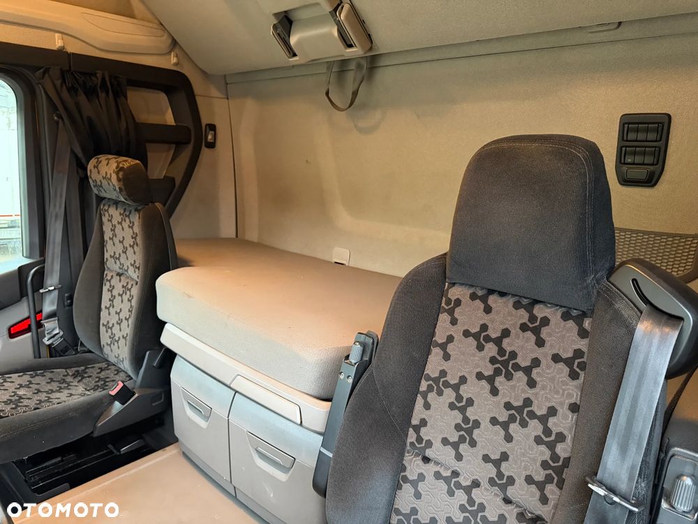 Scania R450 MEGA / NOWE OPONY / 2x LODÓWKA / ZBIORNIKI 1400 L / TACHOGRAF NOWEJ GENERACJI GEN2v2 / LOW DECK / LED / POLSKI SALON / 2019 ROK !! - 22