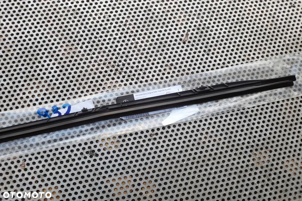 Mercedes W213 E Listwa Zgarniająca Uszczelka Drzwi Lewa Przód - 5