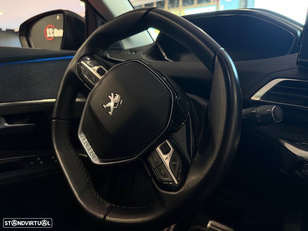 Peugeot 3008 225 e-EAT8 Roadtrip - 21