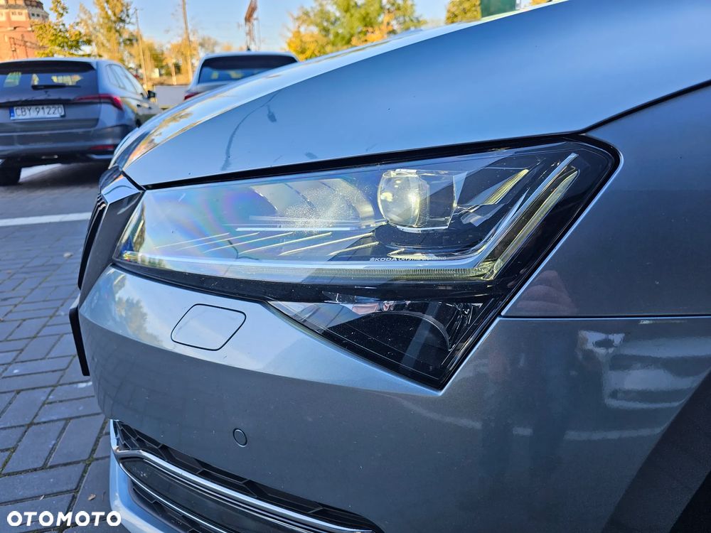 Skoda Superb 2.0 TDI Style - 9