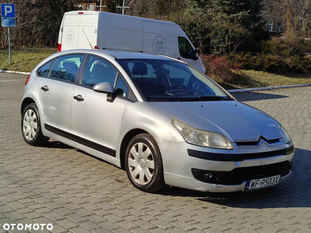 Citroën C4 1.4 16V Impress - 11