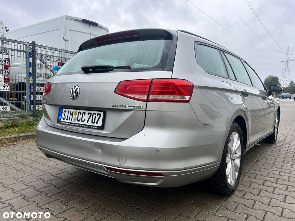 Volkswagen Passat 2.0 TDI BMT Comfortline DSG - 10