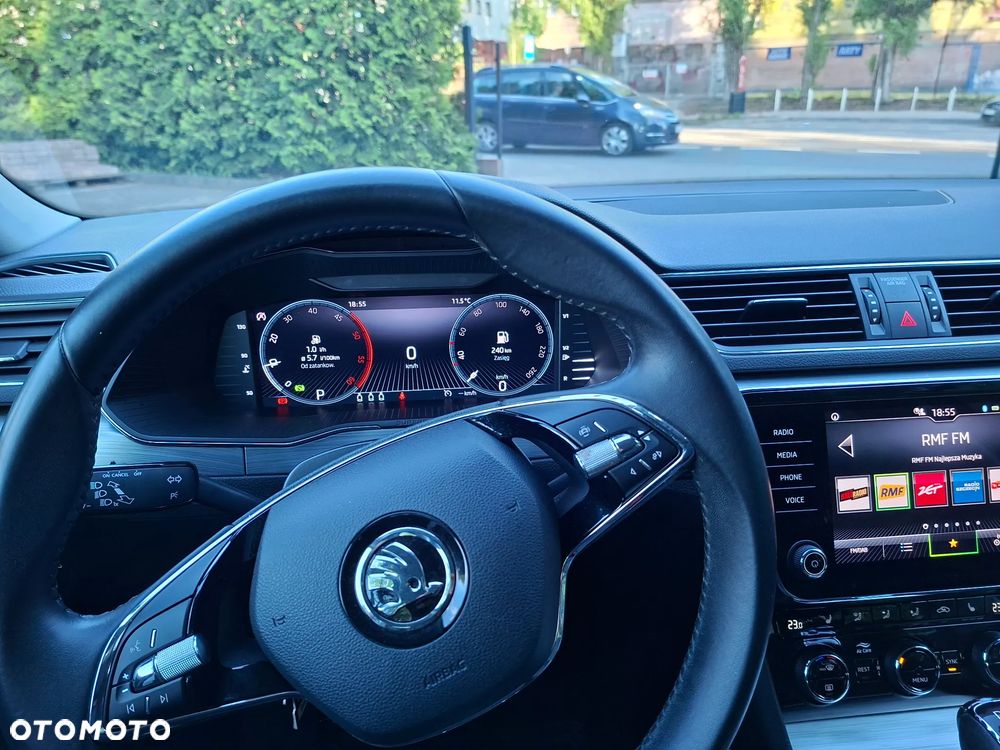 Skoda Superb 2.0 TDI SCR Ambition DSG - 16
