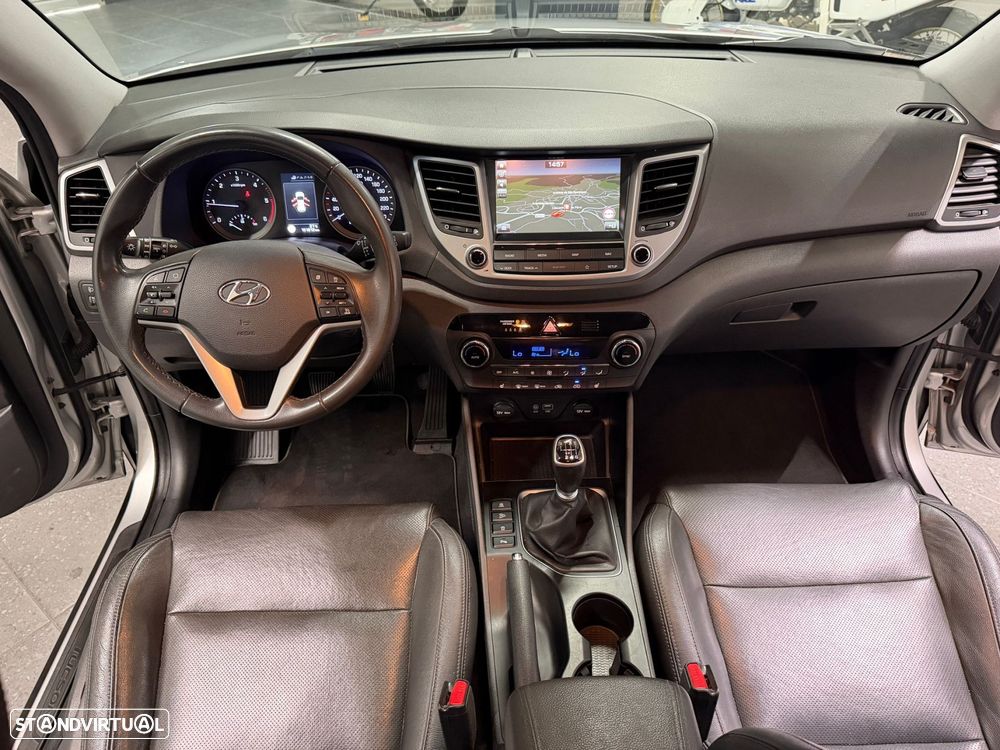 Hyundai Tucson 1.7 CRDi Executive - 7
