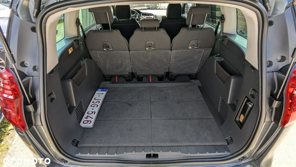 Peugeot 5008 - 35