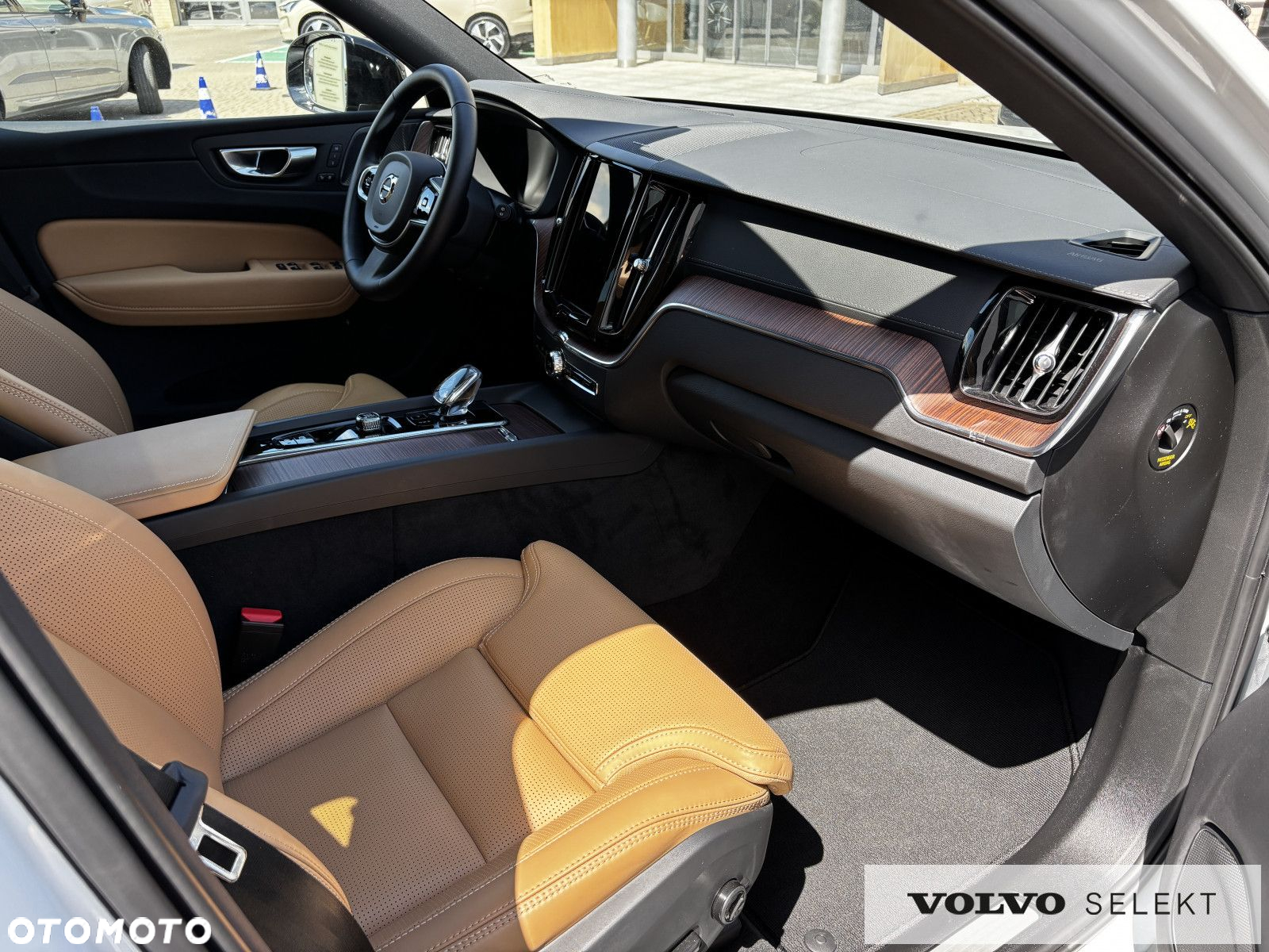 Volvo XC 60 - 18