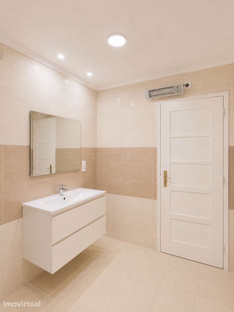 Apartamento T3 Rua Morais Soares Lisboa - Grande imagem: 2/26