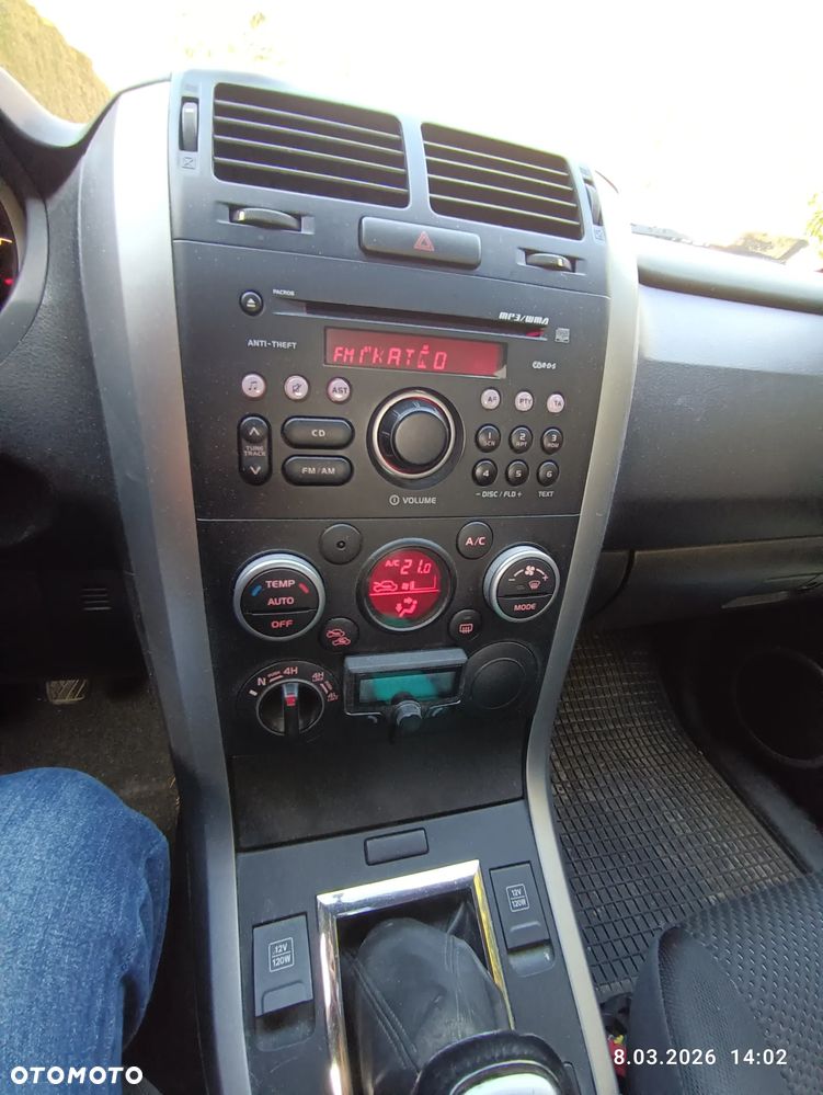 Suzuki Grand Vitara 2.0 Comfort - 7