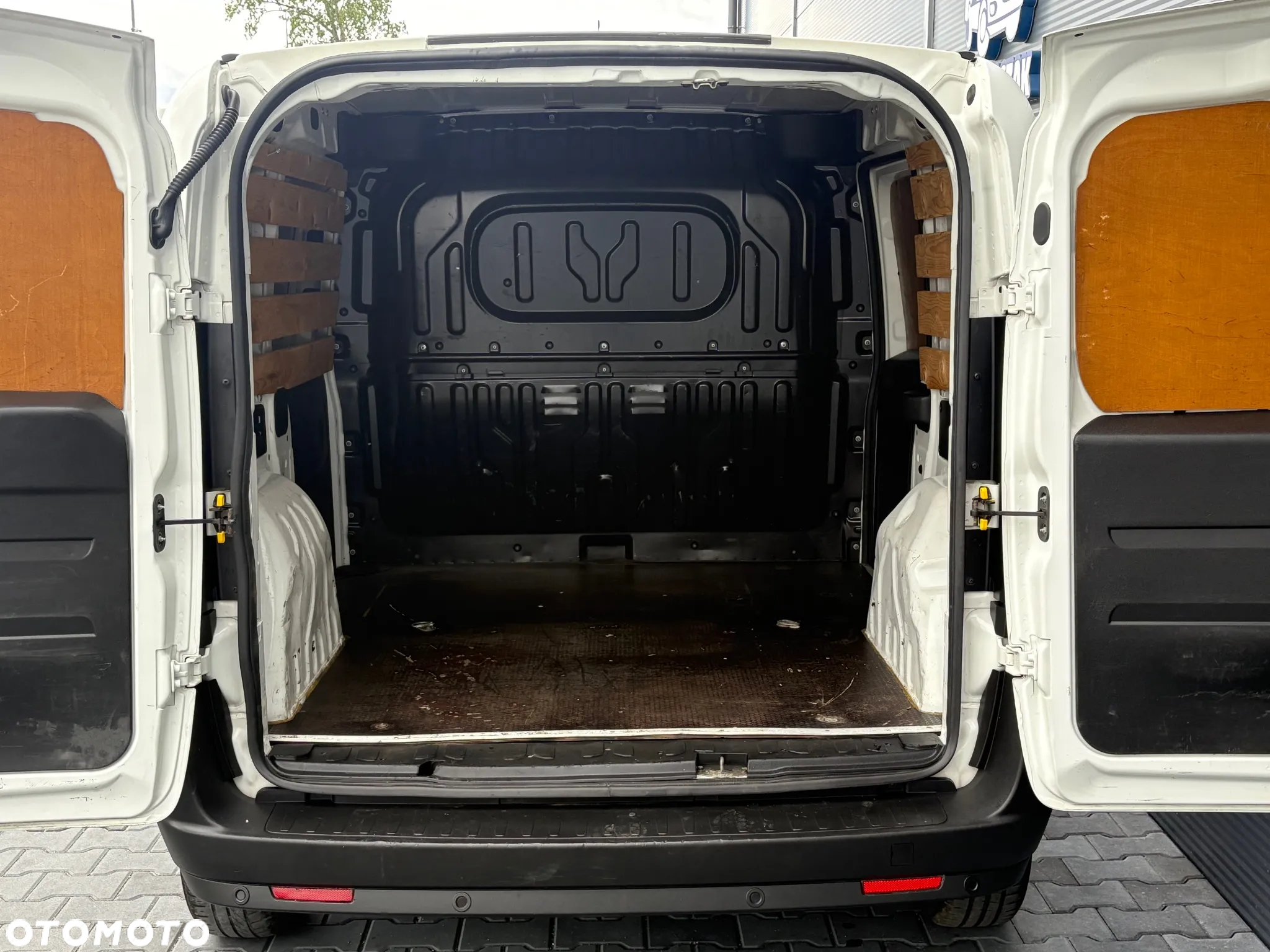 Fiat Doblo SX 1.3 MultiJet **Klima**Czujniki parkowania**Sprowadzony**Super stan**2011R** - 5