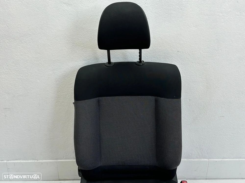 Conjunto Bancos - Citroen C4 Cactus (2014) - 7