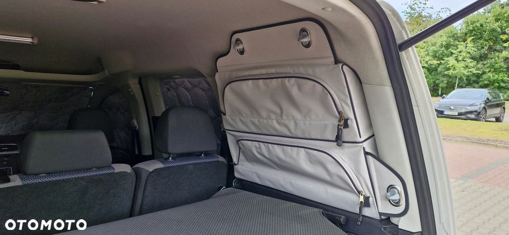Volkswagen Caddy 2.0 California - 10
