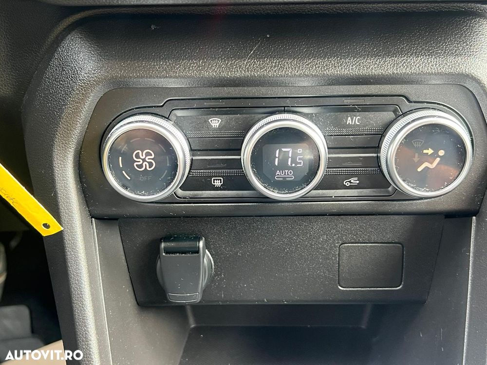 Dacia Sandero Stepway TCe 90 MT6 Comfort - 15