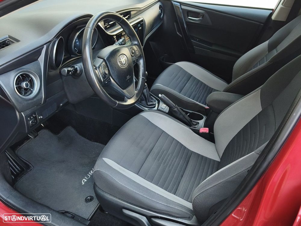 Toyota Auris 1.2T Exclusive - 5