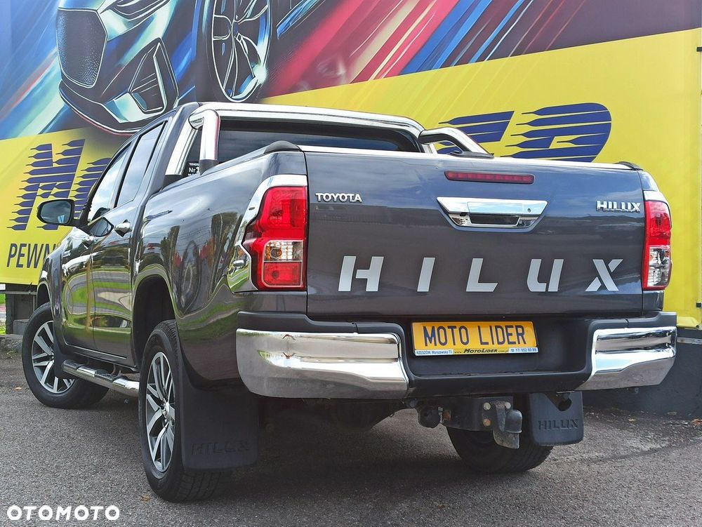 Toyota Hilux - 4
