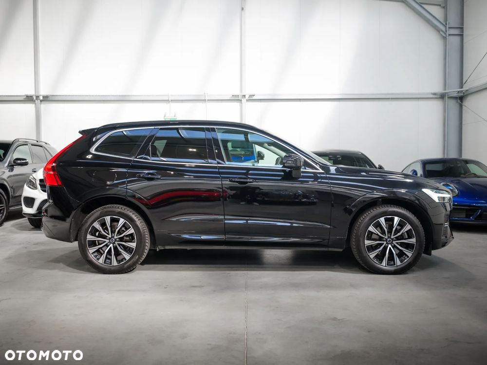 Volvo XC 60 B4 D AWD Core - 11