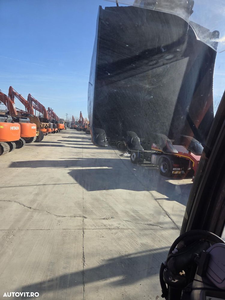 Hitachi ZX290LCN, 30 tone, 2014, 9.152h, latime 2,99m, 3 brate excavare, inst picon, inst rotire, gresare automata, Cupla rapida hidr, cupa 1,8mc, senile 80% ok, ad sapare 7m, bolt diam 90mm, 3 pompe hidr HITACHI, STARE BUNA-PROMOTIE 66.900 EUR+Tva - 7