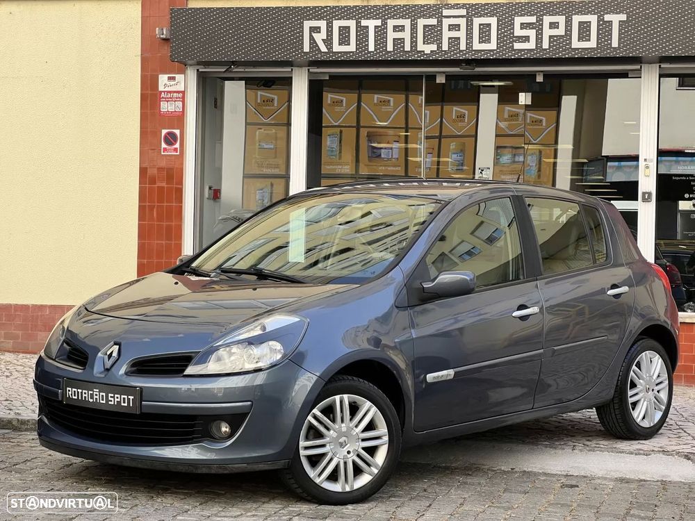 Renault Clio 1.5 dCi Initiale - 12