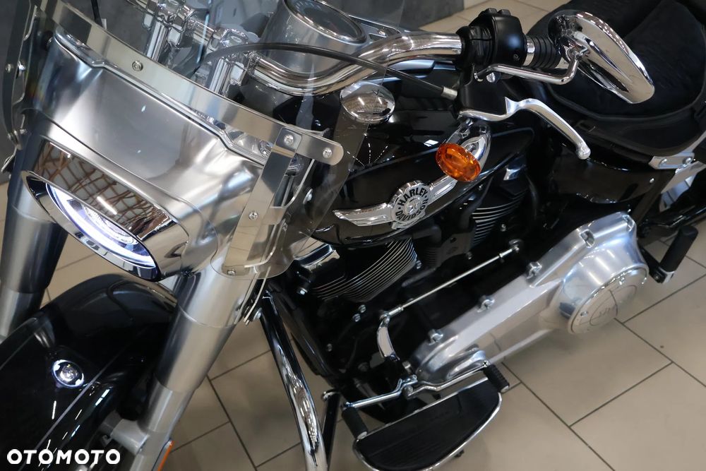 Harley-Davidson Softail Fat Boy - 32