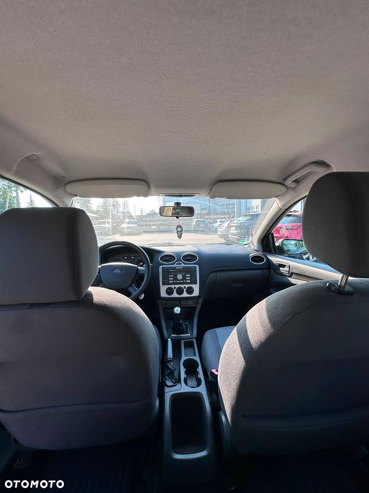 Ford Focus - 13
