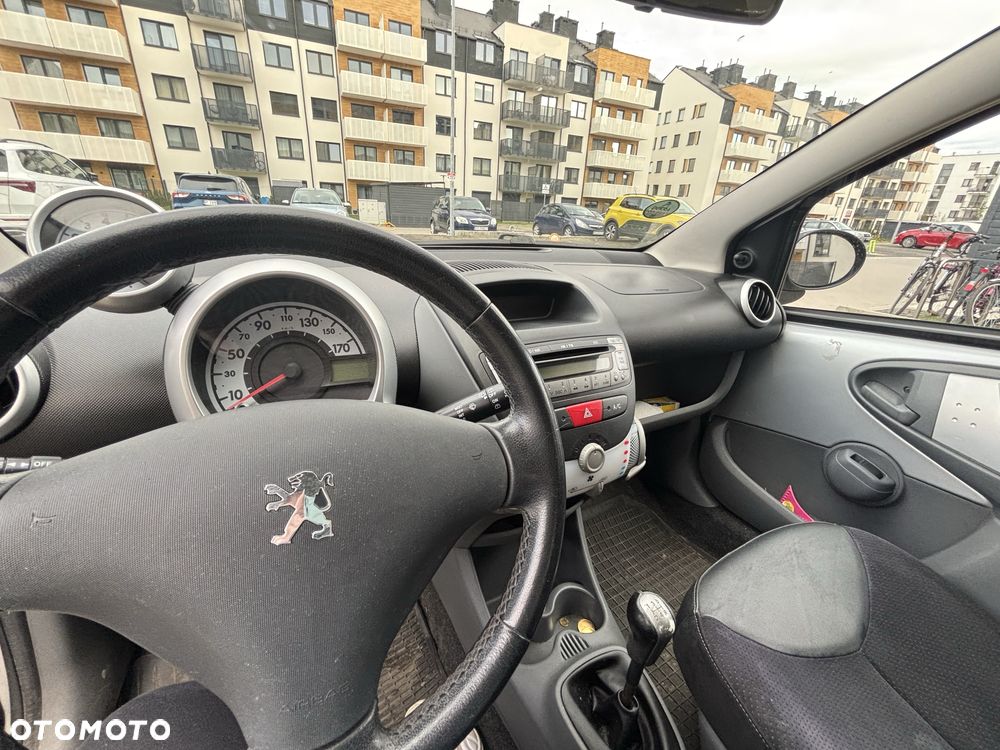 Peugeot 107 - 8