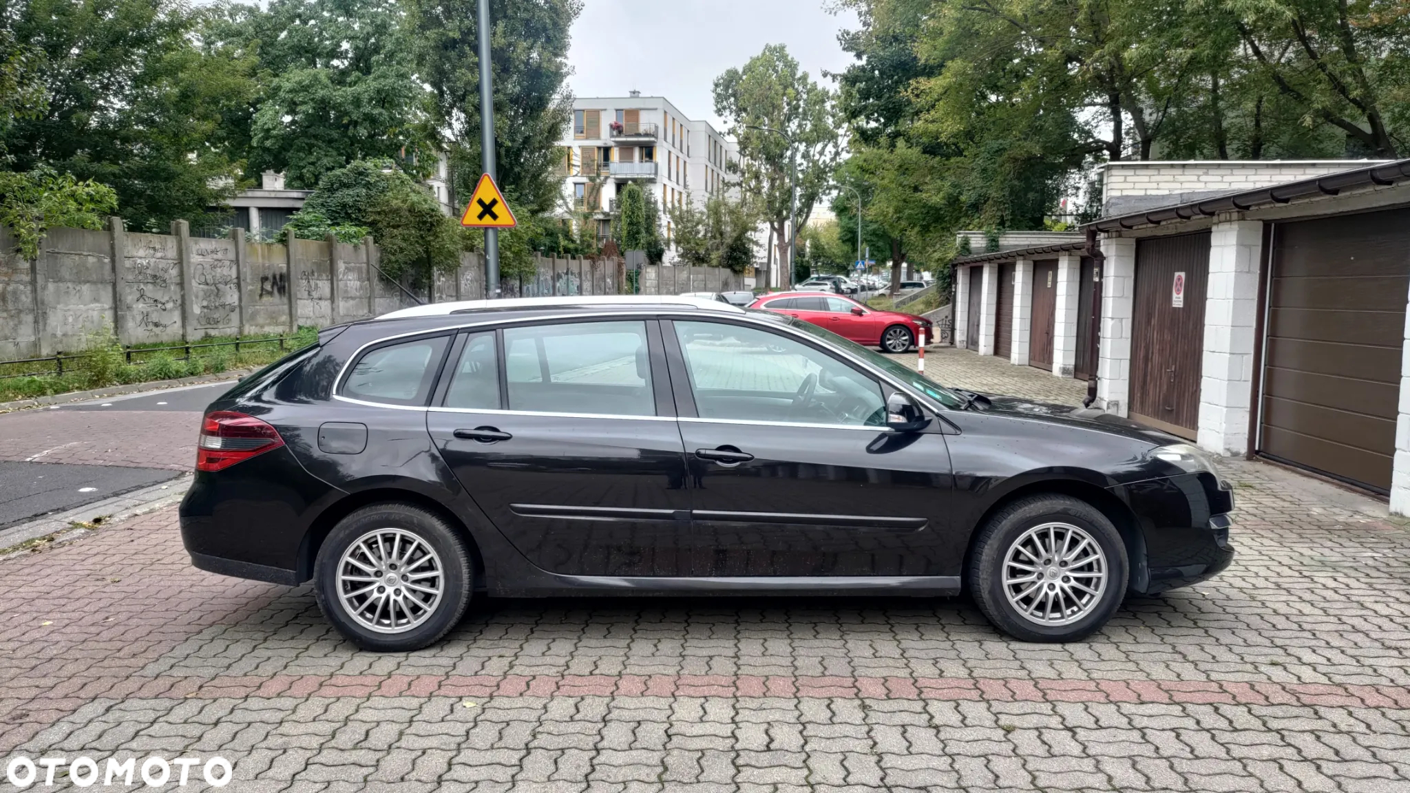 Renault Laguna Grandtour dCi 110 FAP Dynamique - 17