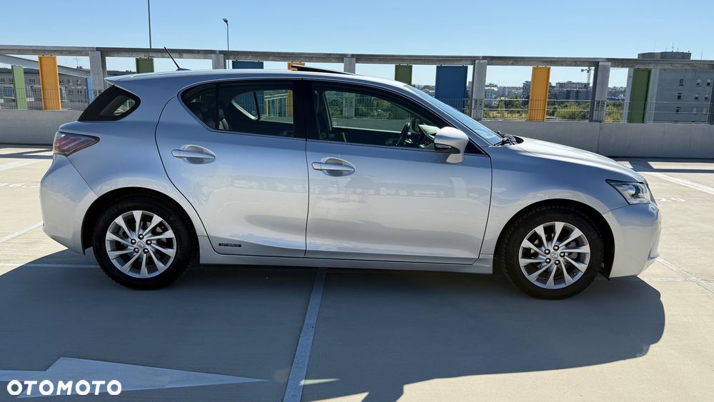Lexus CT 200h Prestige - 6