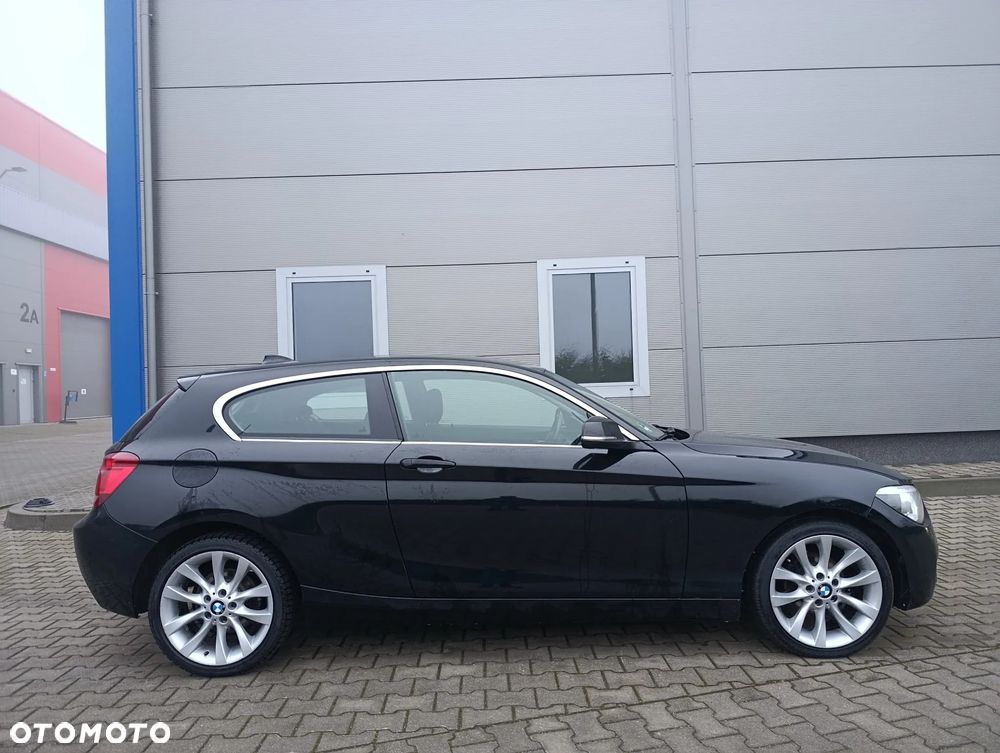 BMW Seria 1 118i Sport Line - 22