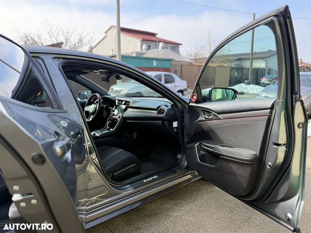 Honda Civic 1.5 VTEC Turbo CVT Sport Plus - 6