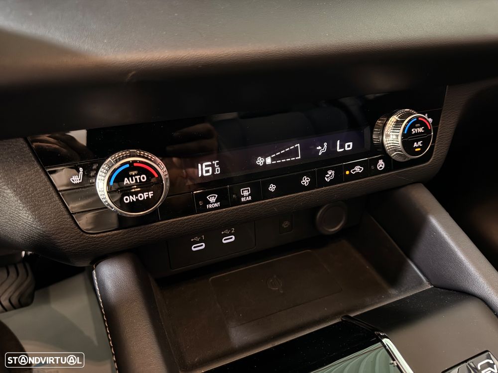 Mitsubishi Outlander - 15