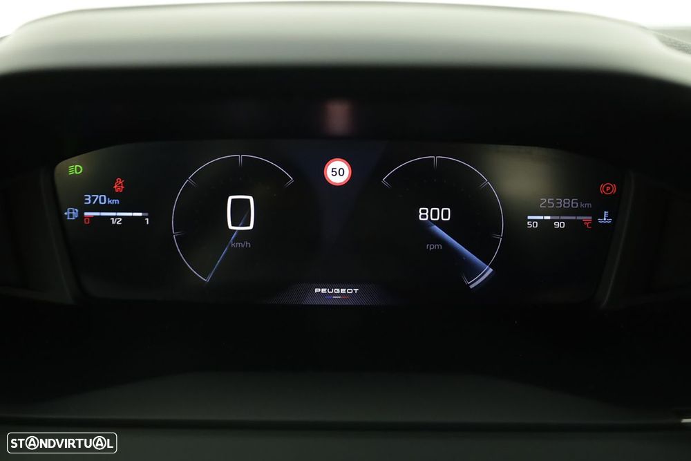 Peugeot 2008 1.2 PureTech Allure - 16