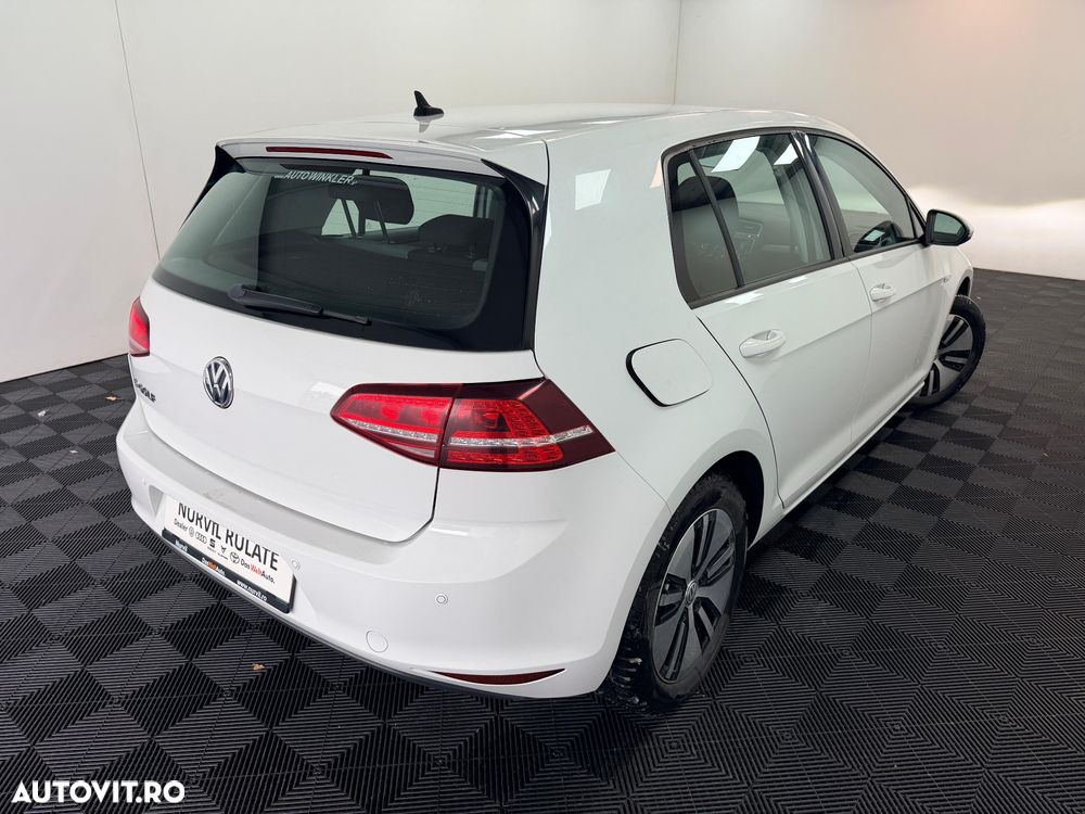 Volkswagen Golf - 16