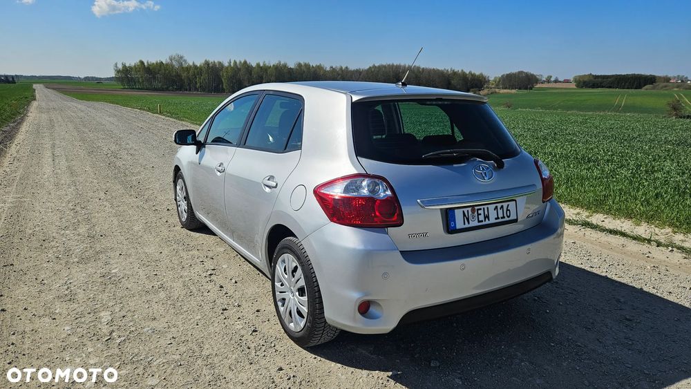 Toyota Auris 1.6 Valvematic Edition - 5