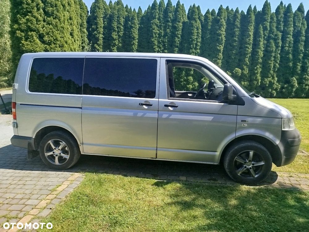 Volkswagen Transporter T5 - 1