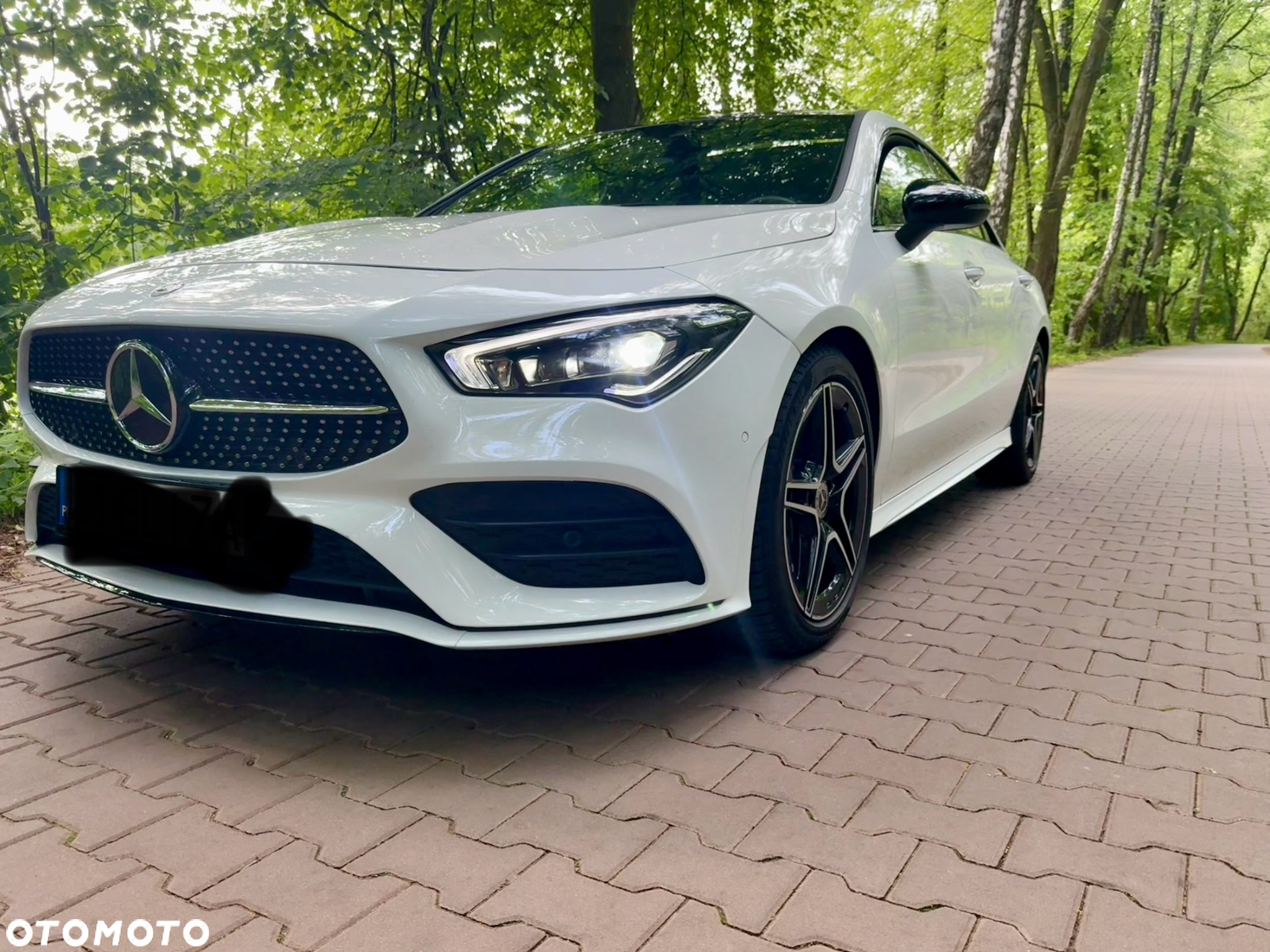 Mercedes-Benz CLA 250 4-Matic AMG Line 7G-DCT - 20